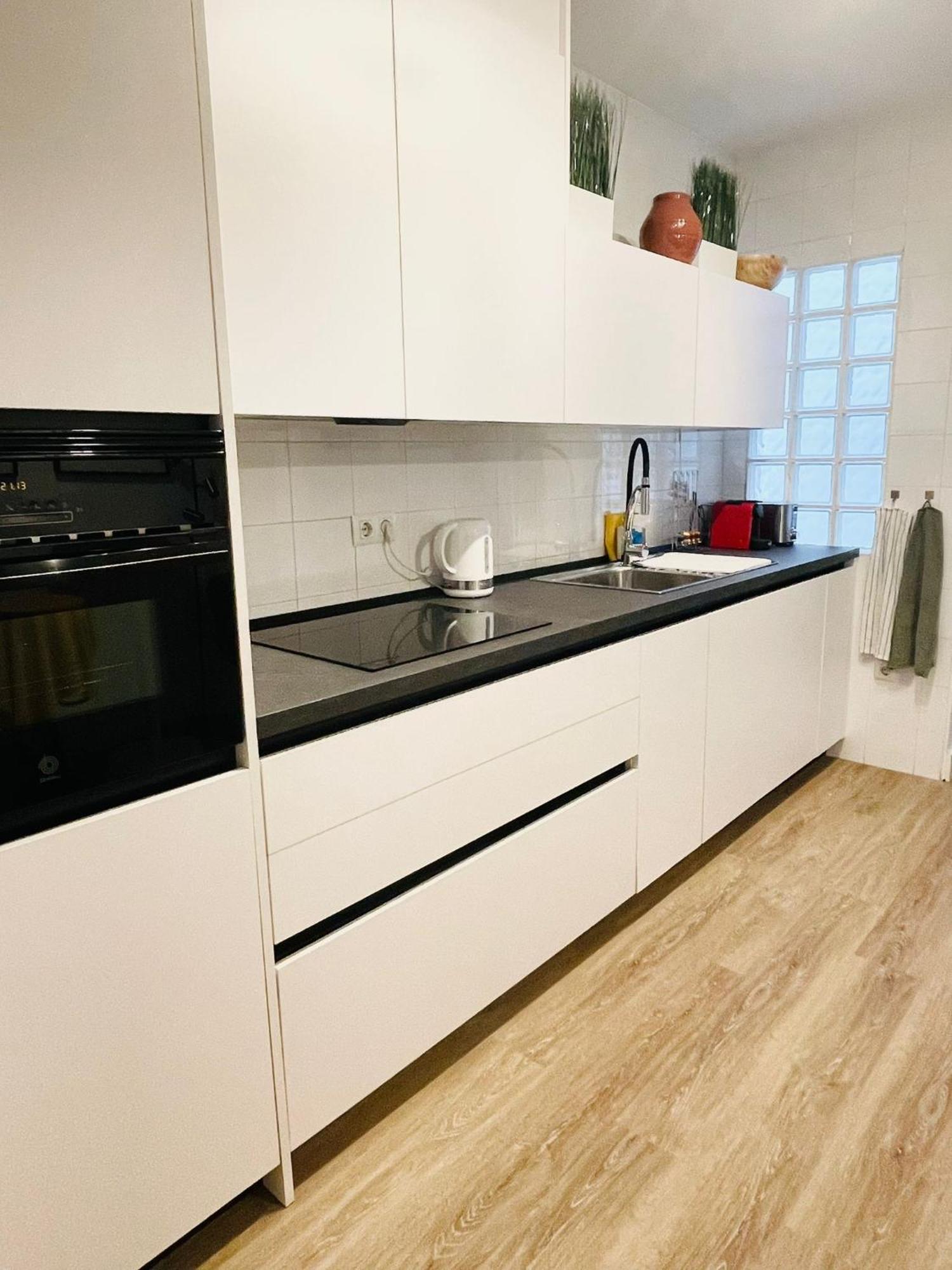 Apartamentos Familiares Puerto Nova カルタヘナ エクステリア 写真